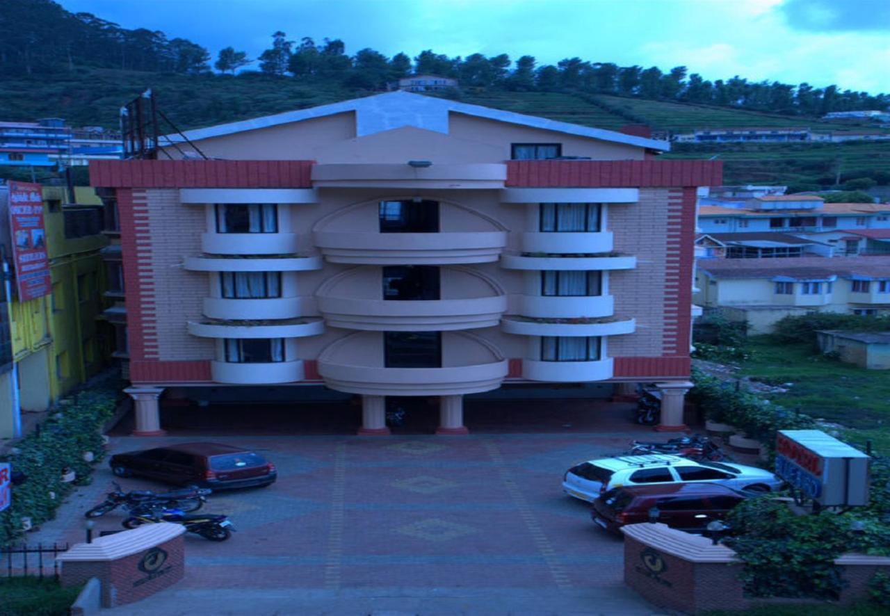 Hotel Blue Bird Ooty Εξωτερικό φωτογραφία