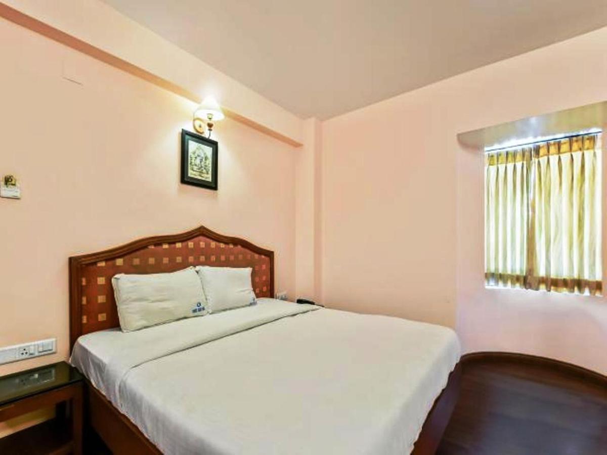 Hotel Blue Bird Ooty Εξωτερικό φωτογραφία